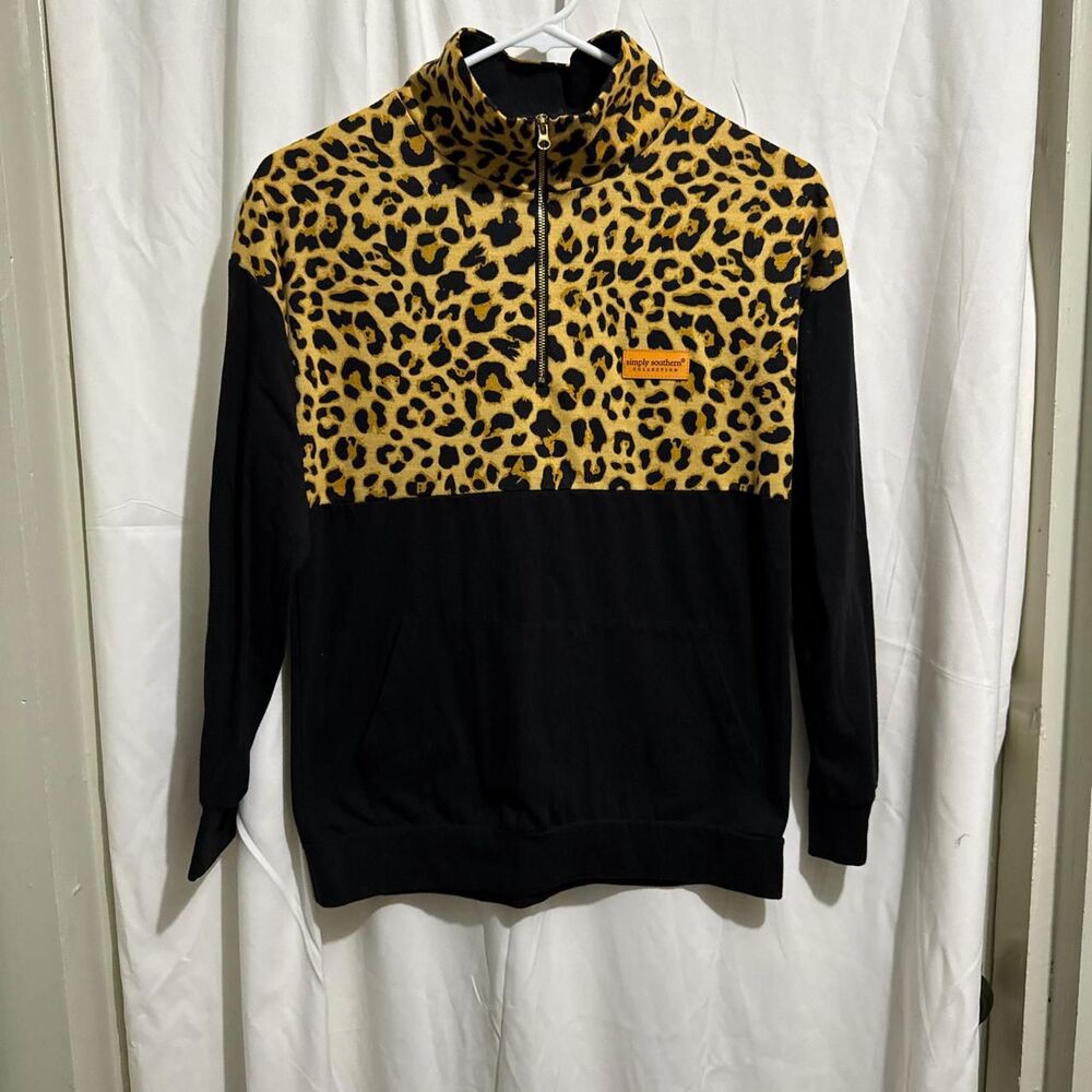 Women's quarter zip long sleeve pull over